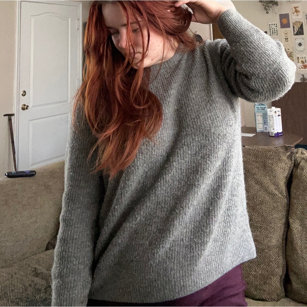 Super Soft Gray Old Navy Sweater